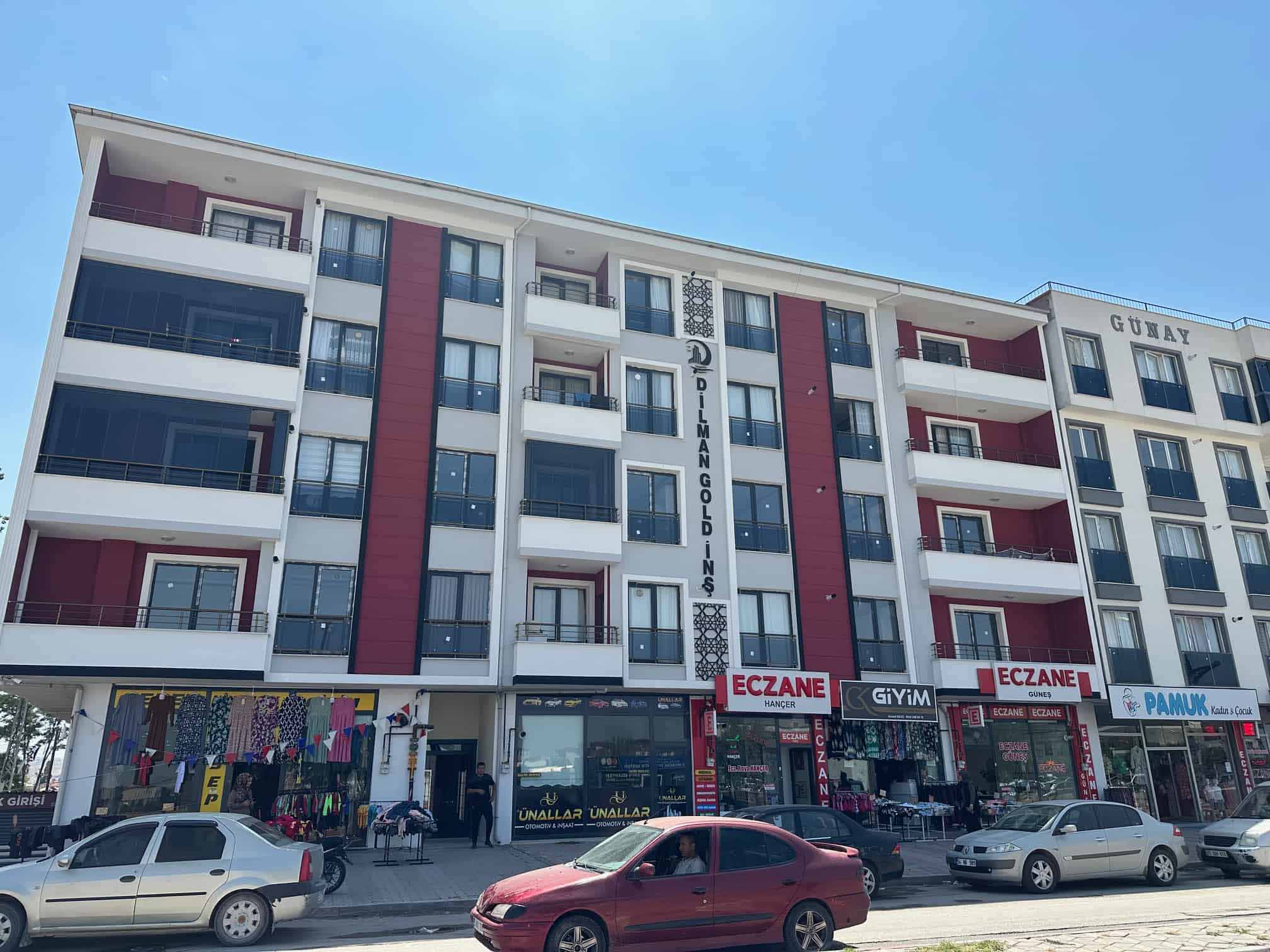 ERCİŞ 24 DAİRE 4 DÜKKAN